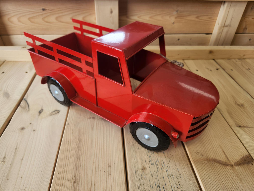 Camion en métal rouge déccoratif