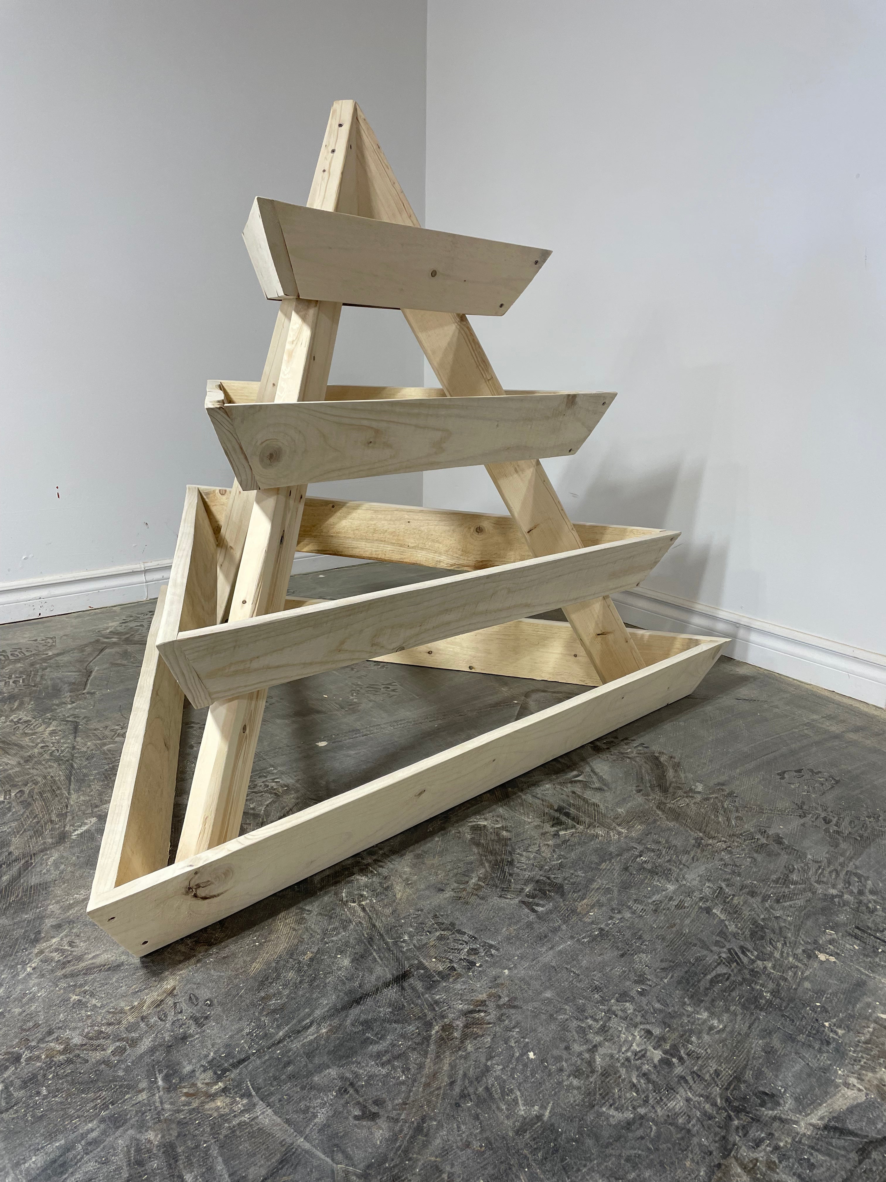 Bac à étage triangle