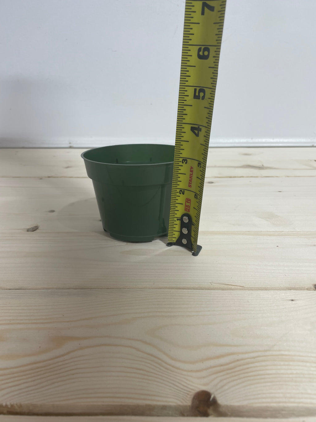 Pot en plastique vert 4''