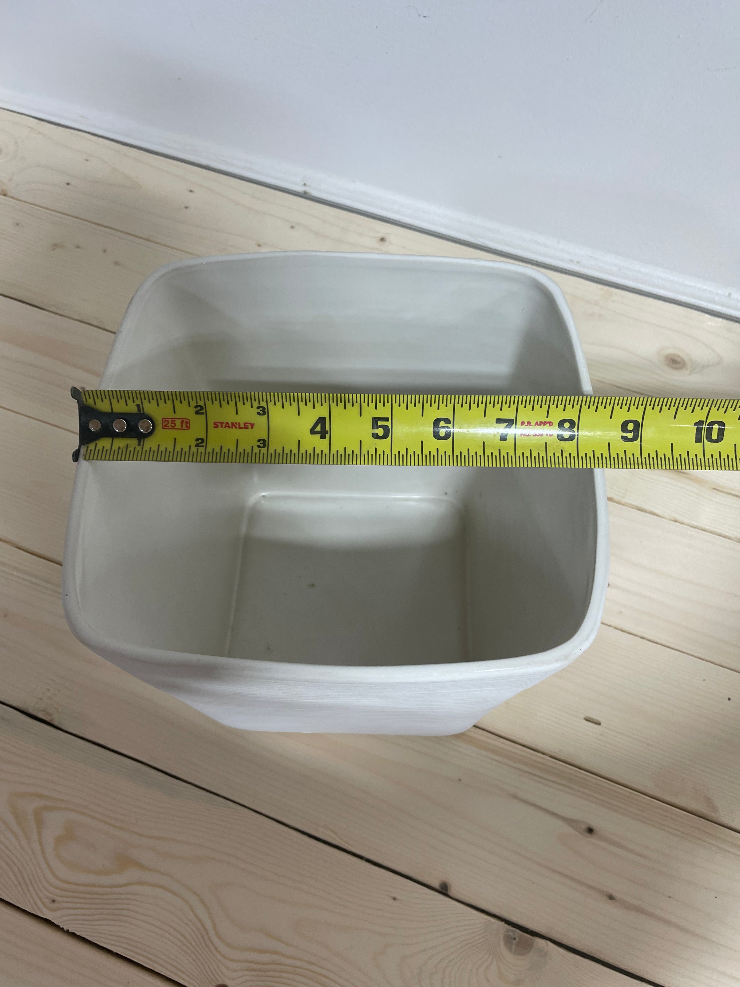 Pot en céramique blanche 7,5p x 8p