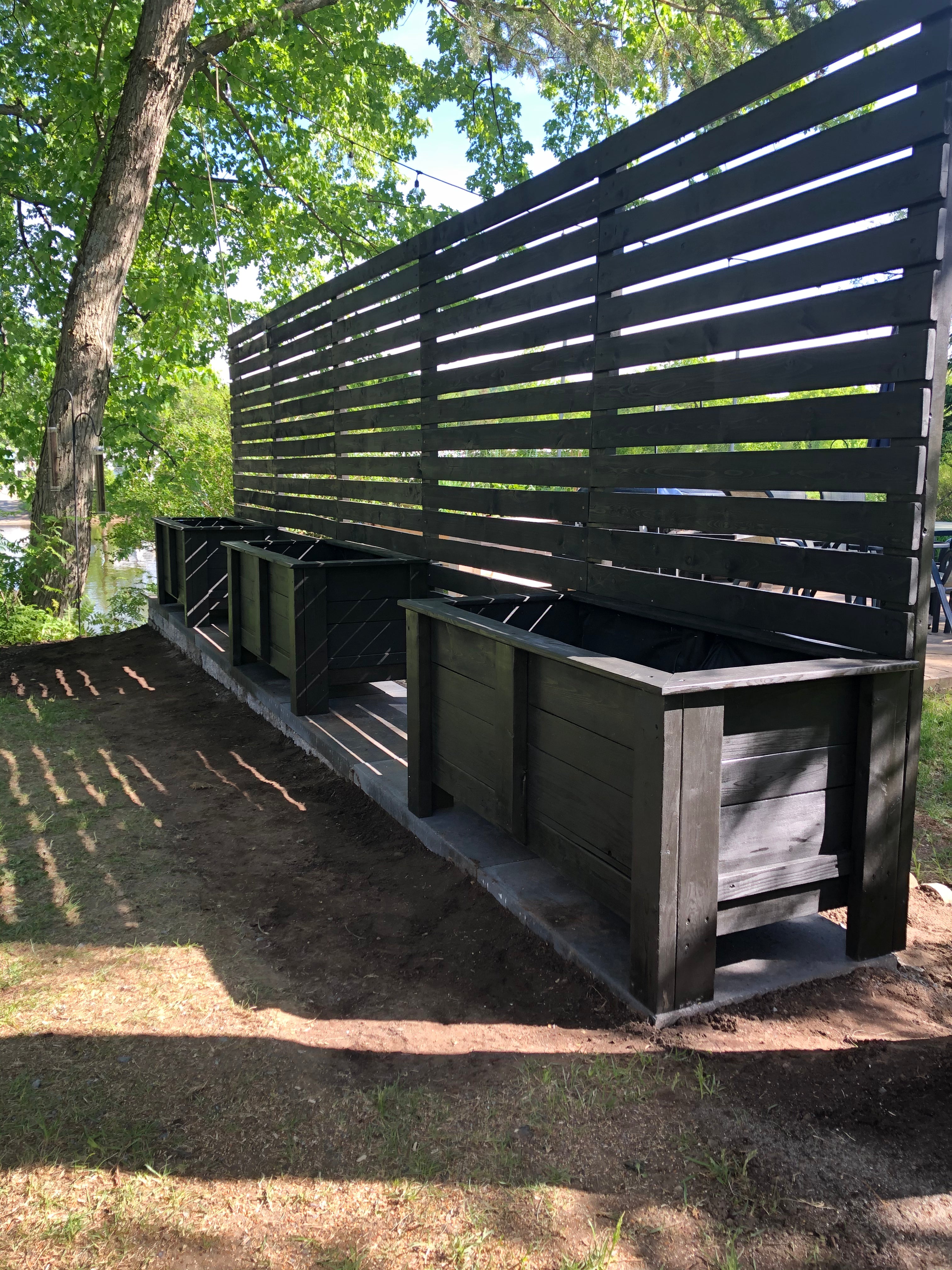 Clôture Rustique en Bac à jardin 20 pieds/ 240’’