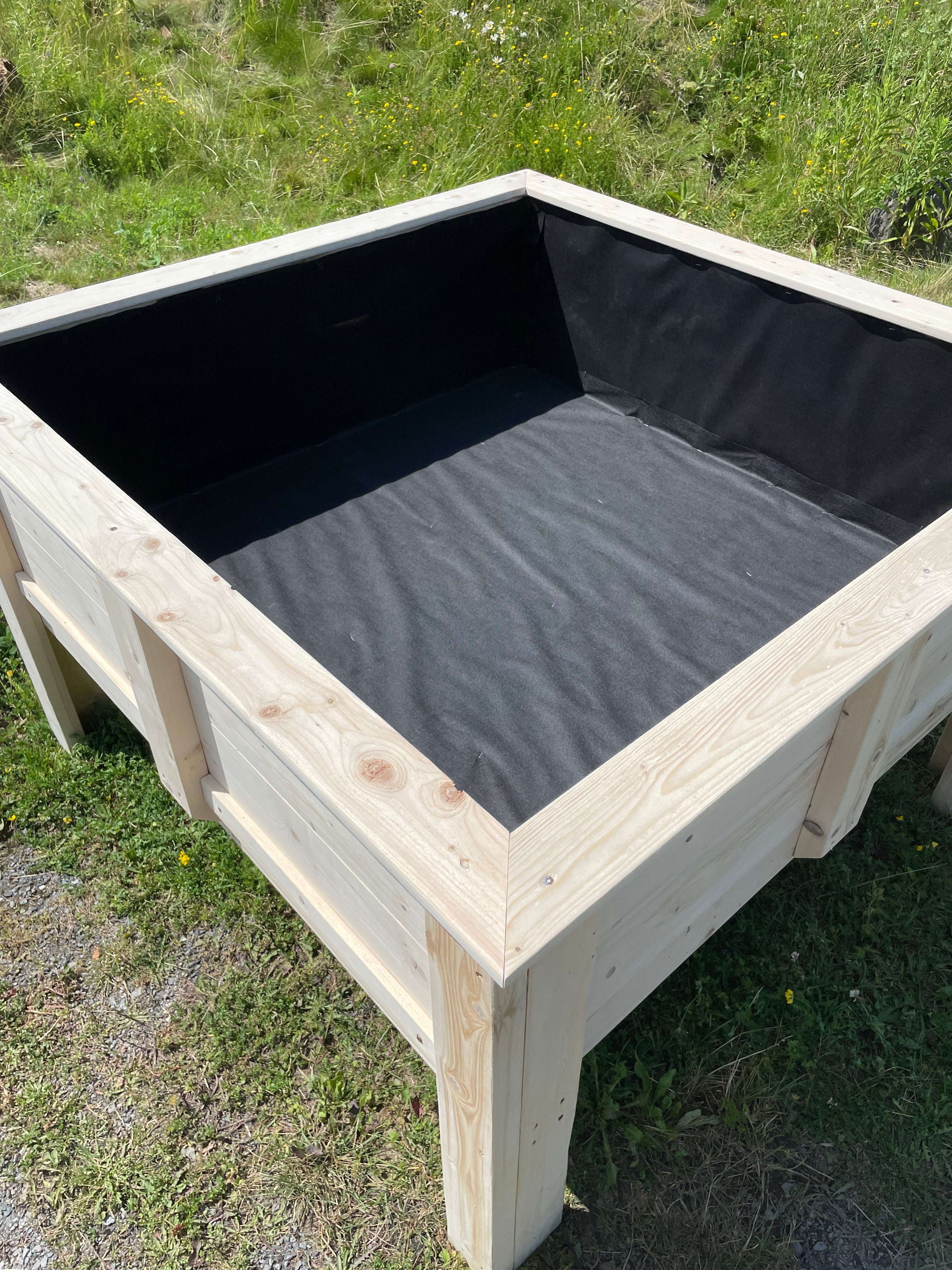 Bac à jardin collection rustique (standard carré)