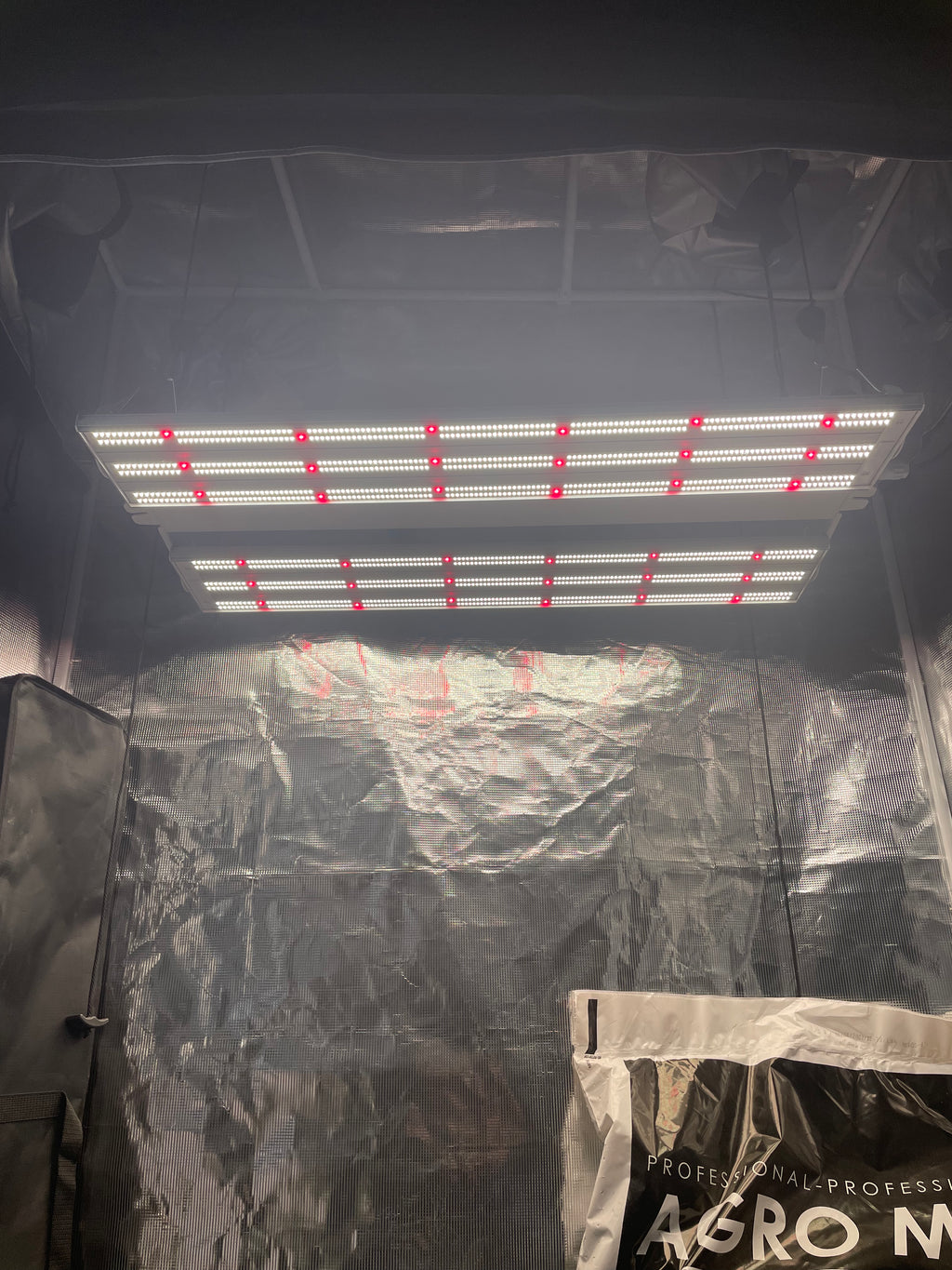 Kit tente de culture complet 2' x 4' x 6,7' croissance et floraison