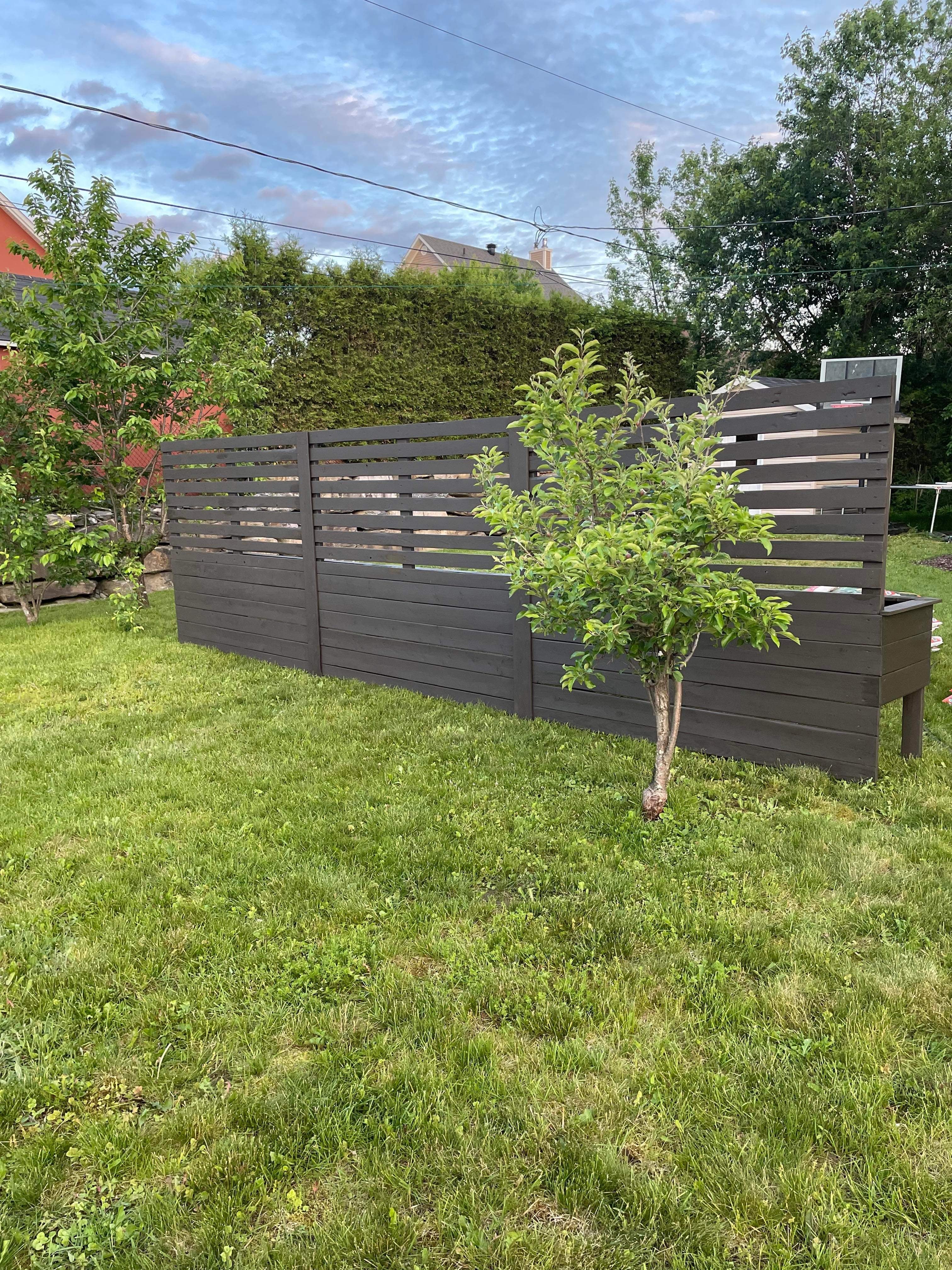 Clôture à jardin collection bloc 21 pieds/ 252’’