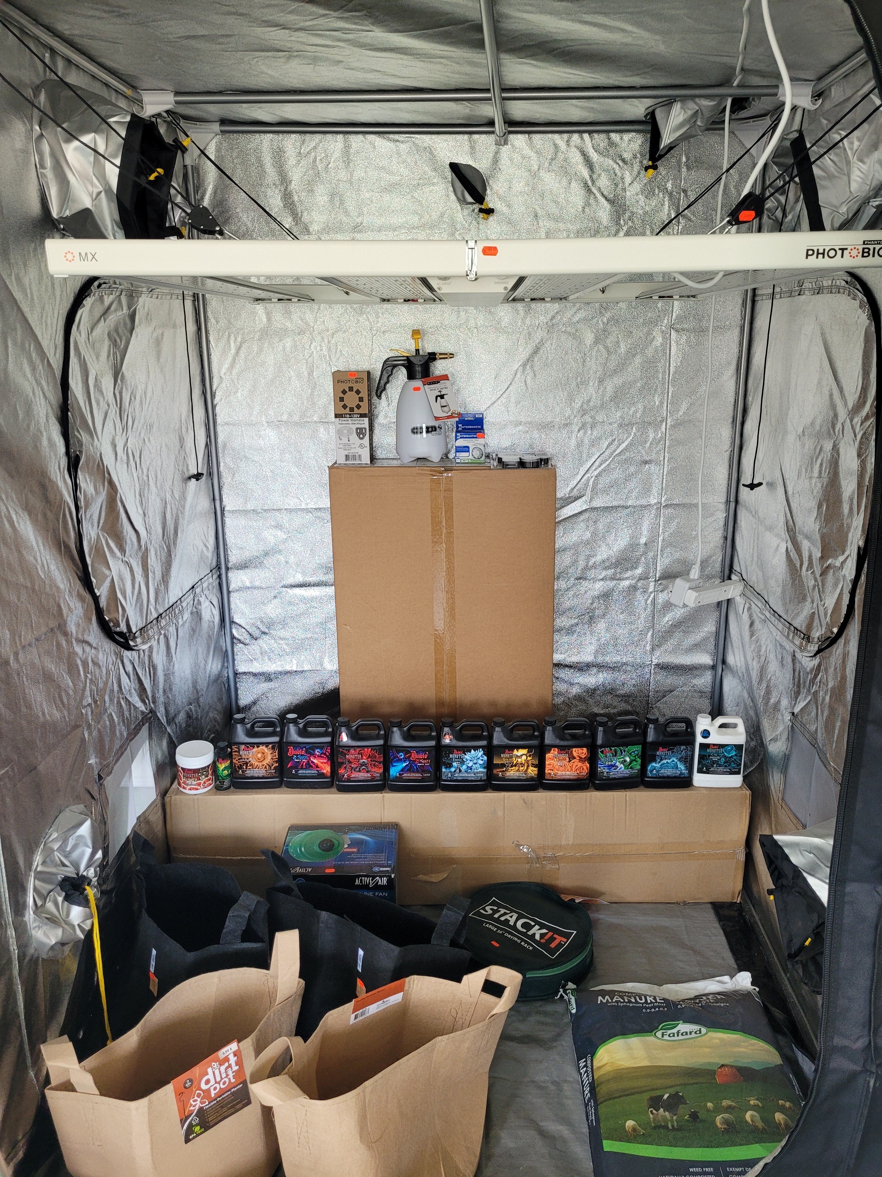 Tente de culture Kit complet 4,9' x 4,9' x 6,6'